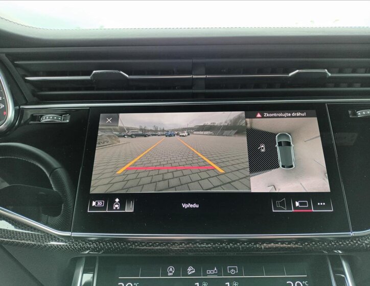 Audi SQ8 SUV / Terénní 4,0 l 320 kw