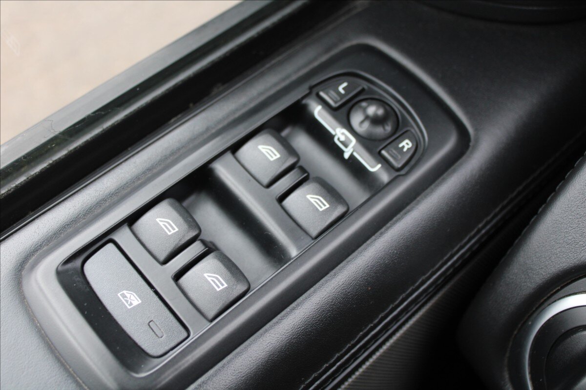 Land Rover Range Rover Sport SUV / Terénní 3,0 l 180 kw