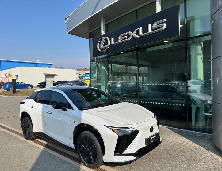 Lexus Ostatní SUV / Terénní 0,0 300 kw