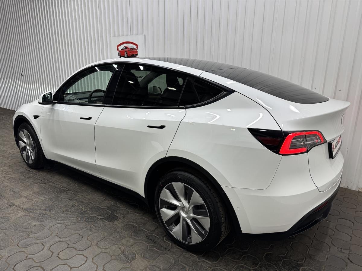 Tesla Model Y SUV 0,0 378 kw