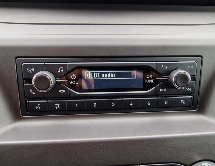 Ford Transit Custom Skříň 2,0 l 77 kw