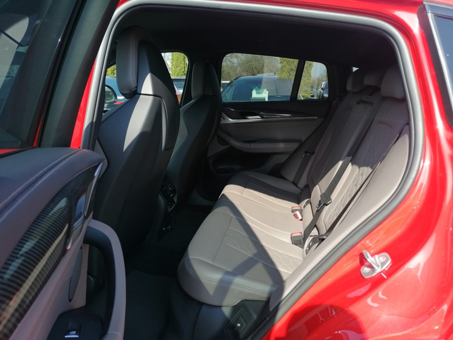 BMW X4 SUV / Terénní 3,0 l 375 kw