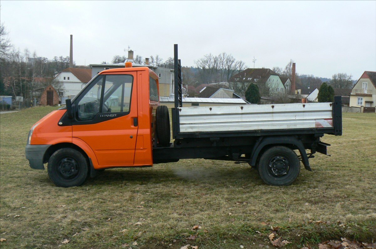 Ford Transit Sklápěč 2,4 l 85 kw