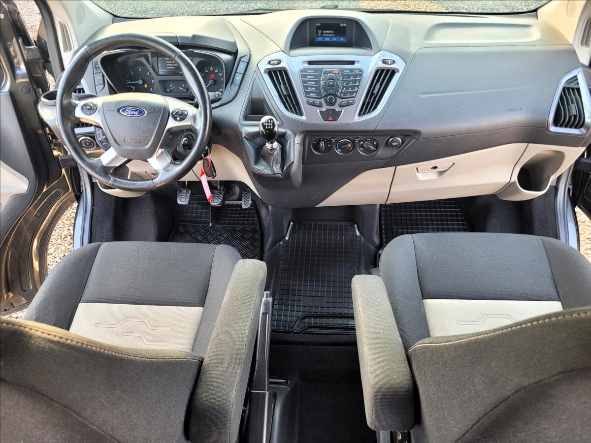 Ford Tourneo Custom MPV 2,0 l 125 kw