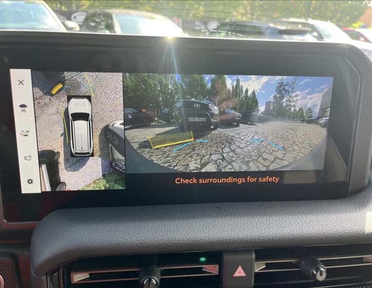 Toyota Land Cruiser 25