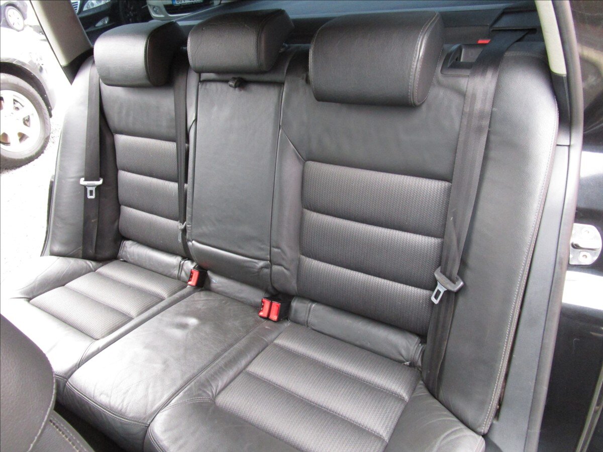 Škoda Octavia Kombi 2,0 l 103 kw