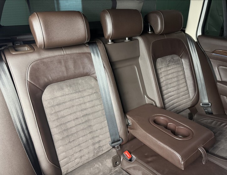 Volkswagen Passat 13