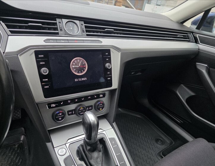 Volkswagen Passat 14