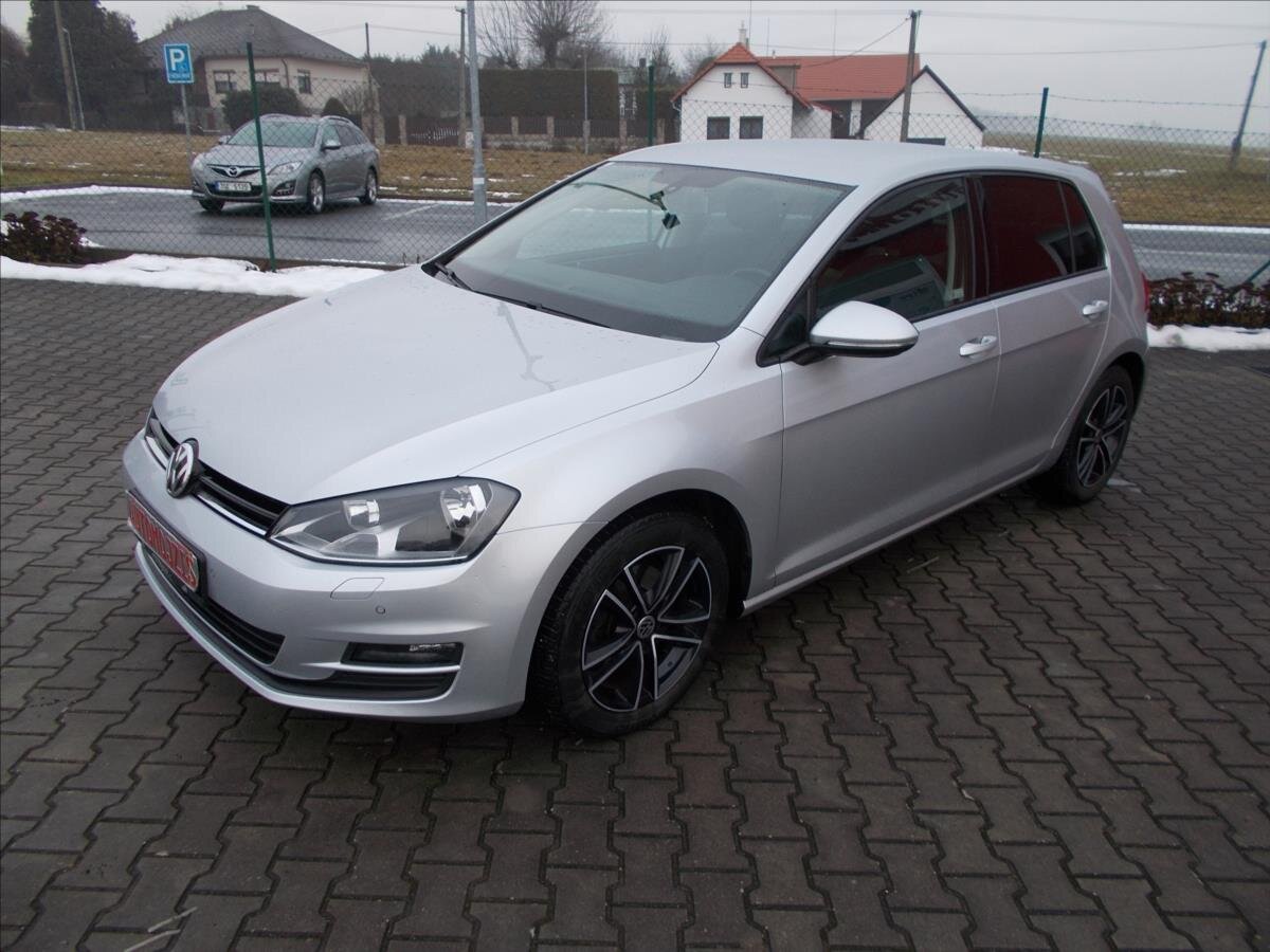 Volkswagen Golf Hatchback 1,6 l 77 kw