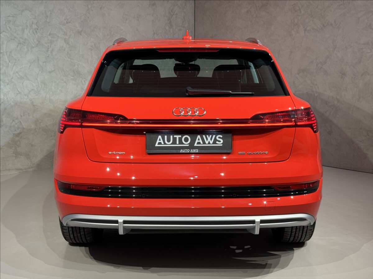 Audi e-tron SUV 0,0 300 kw