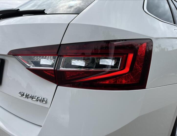 Škoda Superb 52