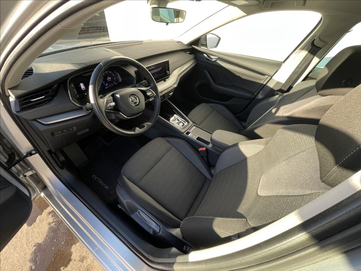 Škoda Octavia Kombi 2,0 l 85 kw