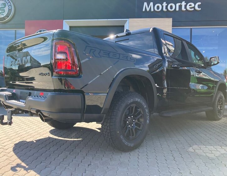 Dodge RAM Pick-up 3,0 l 313 kw