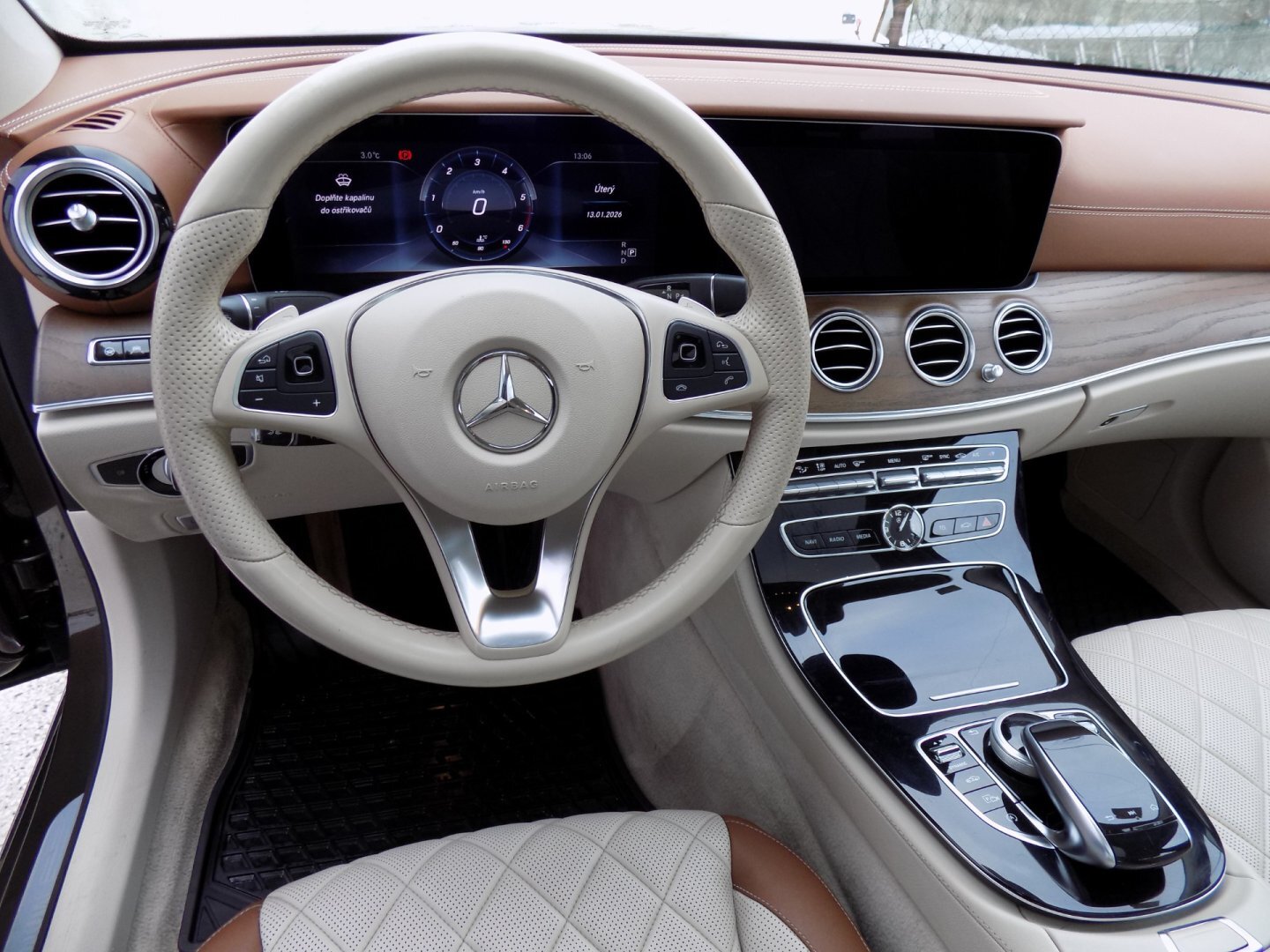 Mercedes-Benz Třídy E Sedan 2,0 l 143 kw