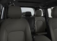 Land Rover Defender 7