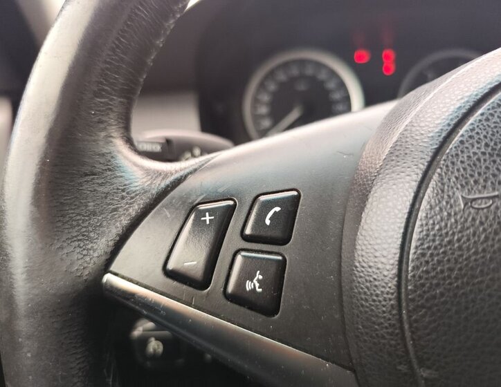 BMW Řada 5 Kombi 2,5 l 130 kw