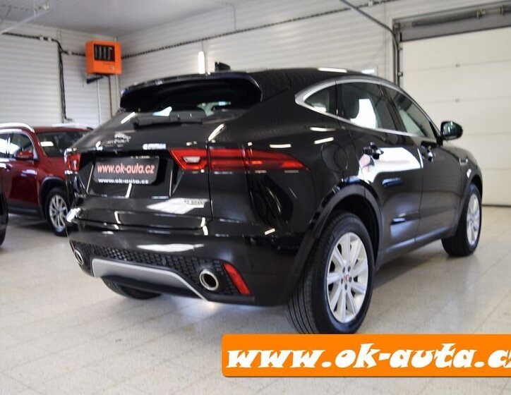 Jaguar F-Pace SUV 2,0 l 110 kw