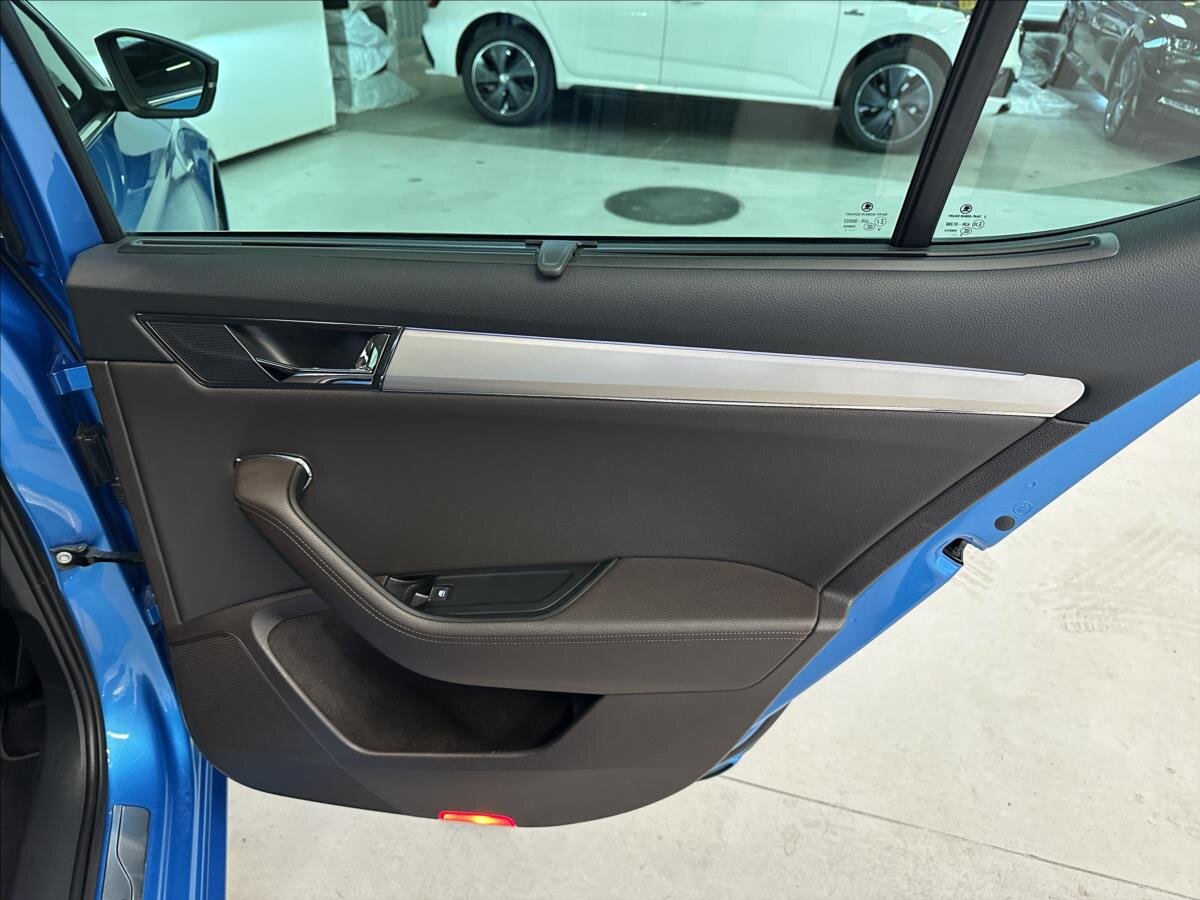 Škoda Superb Liftback 2,0 l 147 kw