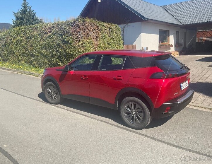 Peugeot 2008 SUV / Terénní 0,0 74 kw