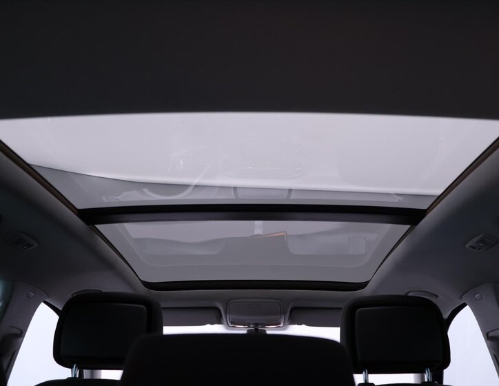 Volkswagen Tiguan SUV 2,0 l 103 kw