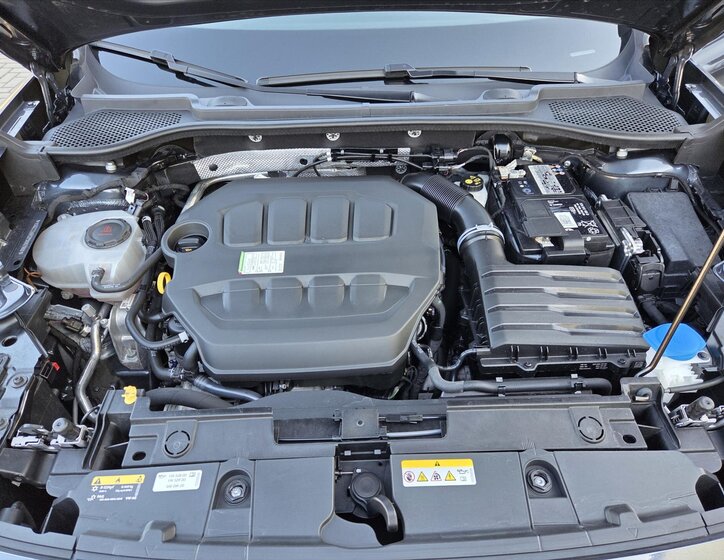 Cupra Formentor SUV / Terénní 2,0 l 140 kw