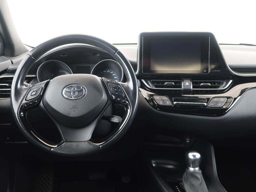 Toyota C-HR SUV / Terénní 1,8 l 72 kw