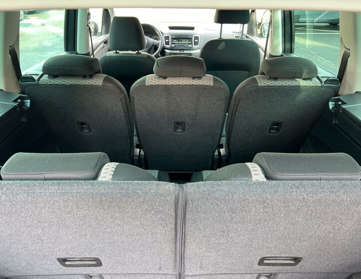 Volkswagen Sharan MPV 2,0 l 103 kw