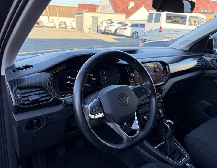 Volkswagen T-Cross Kombi 999,0 81 kw