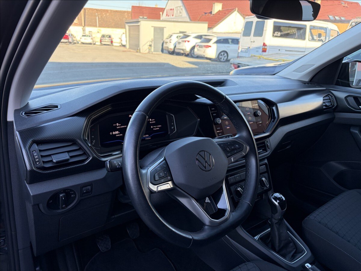 Volkswagen T-Cross Kombi 999,0 81 kw