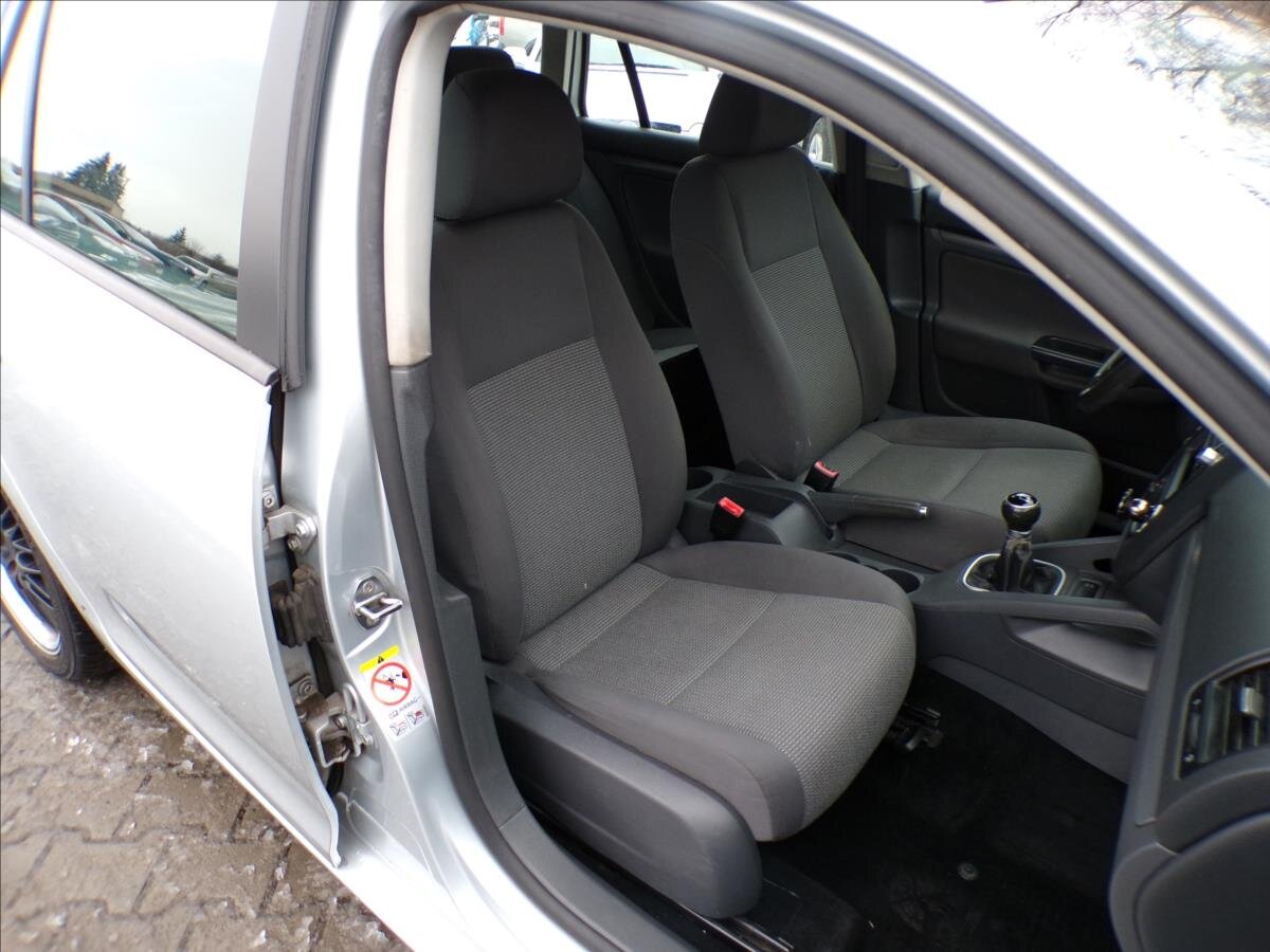 Volkswagen Golf Kombi 1,9 l 77 kw