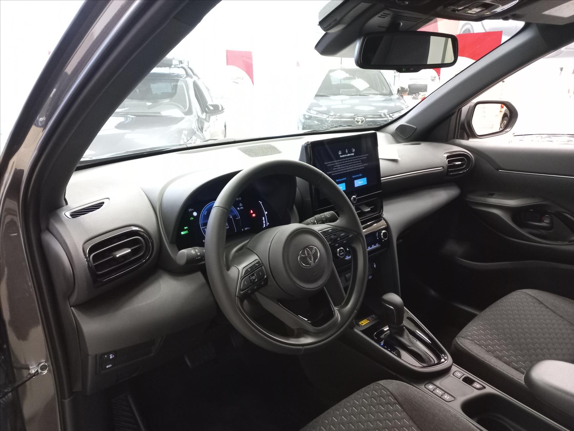 Toyota Yaris Cross CUV 1,5 l 68 kw