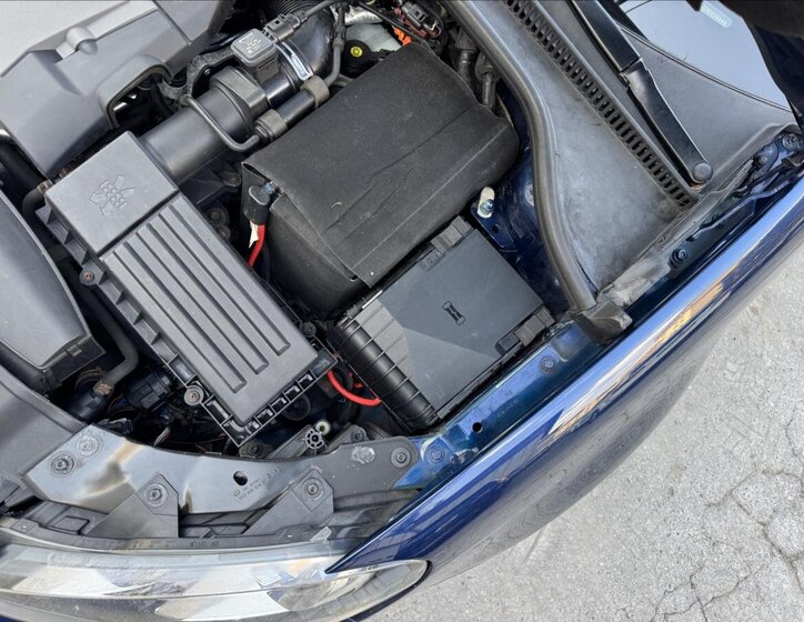 Volkswagen Golf Kombi 1,6 l 77 kw