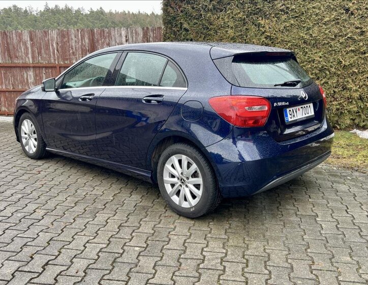 Mercedes-Benz Třídy A Hatchback 1,5 l 80 kw
