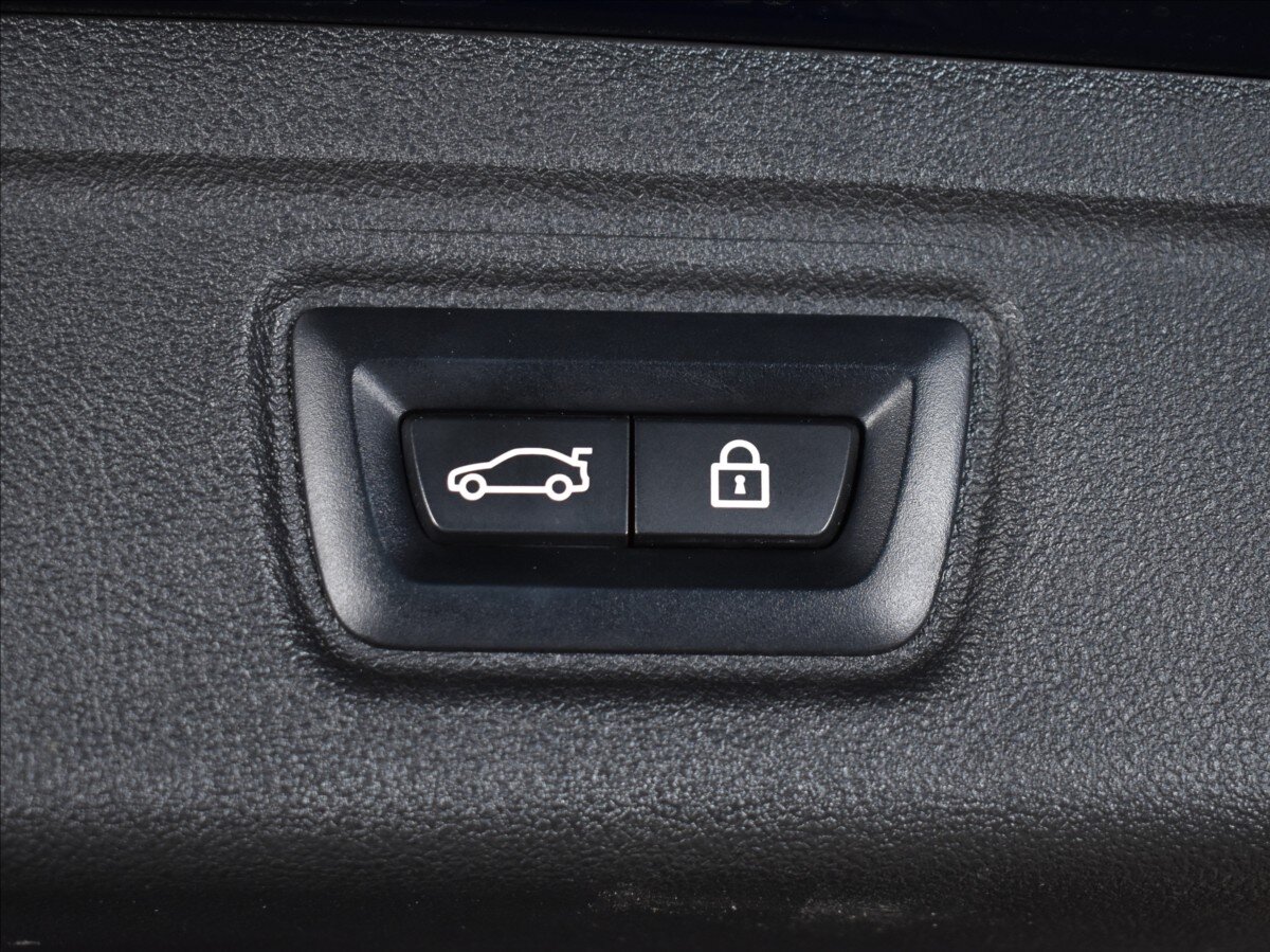 BMW Řada 3 Kombi 3,0 l 210 kw