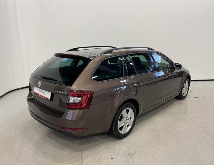 Škoda Octavia Kombi 1,5 l 110 kw