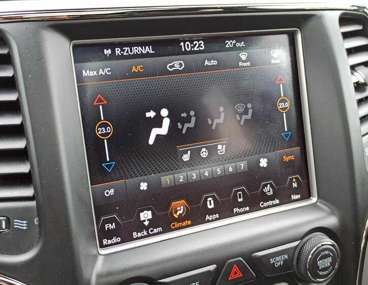 Jeep Grand Cherokee 21