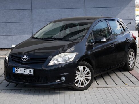 Toyota Auris Hatchback 1,6 l 97 kw