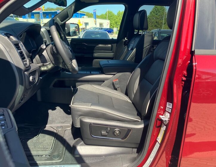 Dodge RAM Pick-up 3,0 l 403 kw