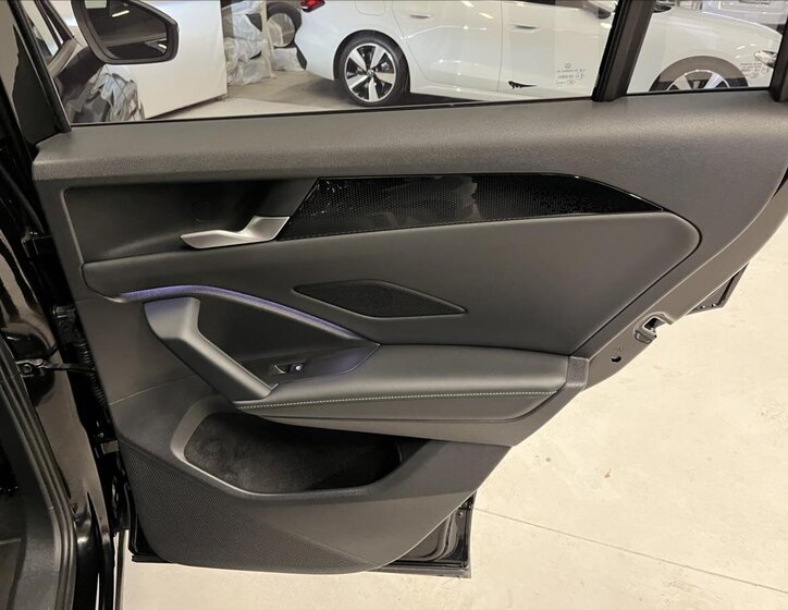 Volkswagen Tiguan 30