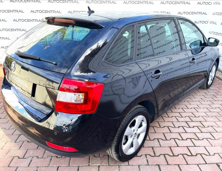 Škoda Rapid 9
