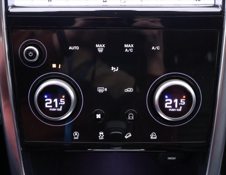Land Rover Discovery Sport SUV / Terénní 2,0 l 110 kw