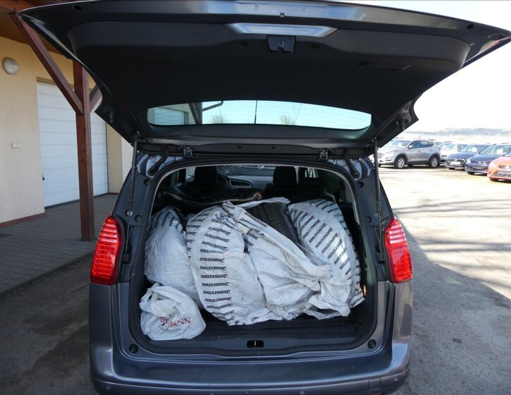 Peugeot 5008 MPV 1,6 l 115 kw