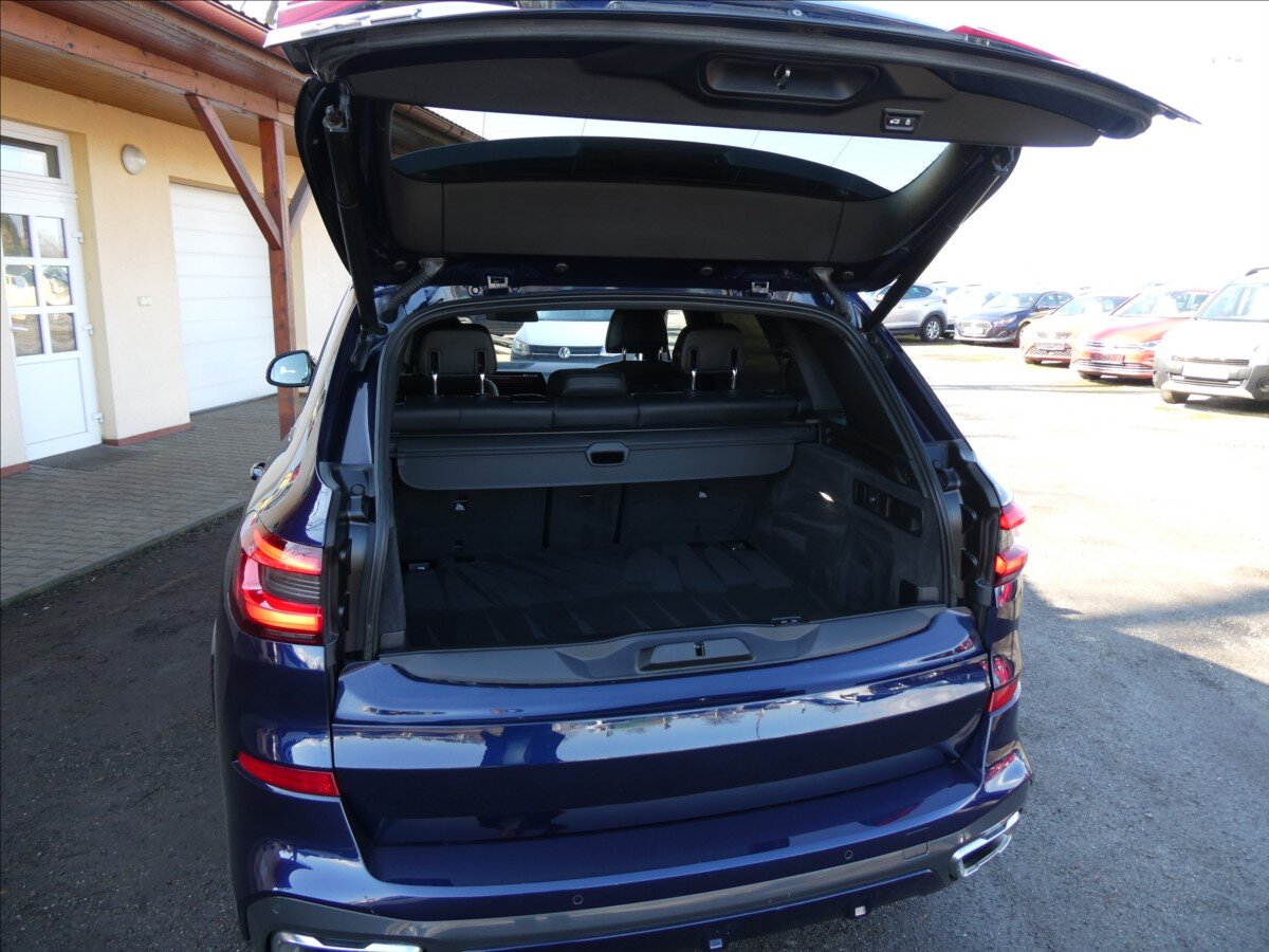 BMW X5 SUV / Terénní 3,0 l 195 kw