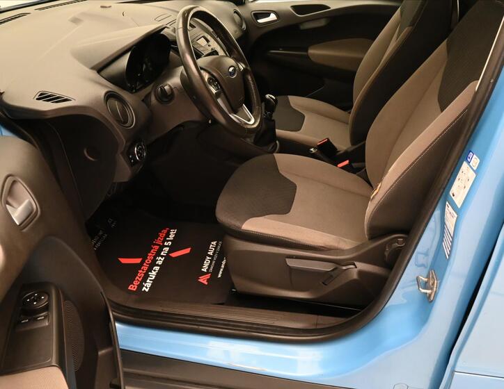 Ford Tourneo Courier 13