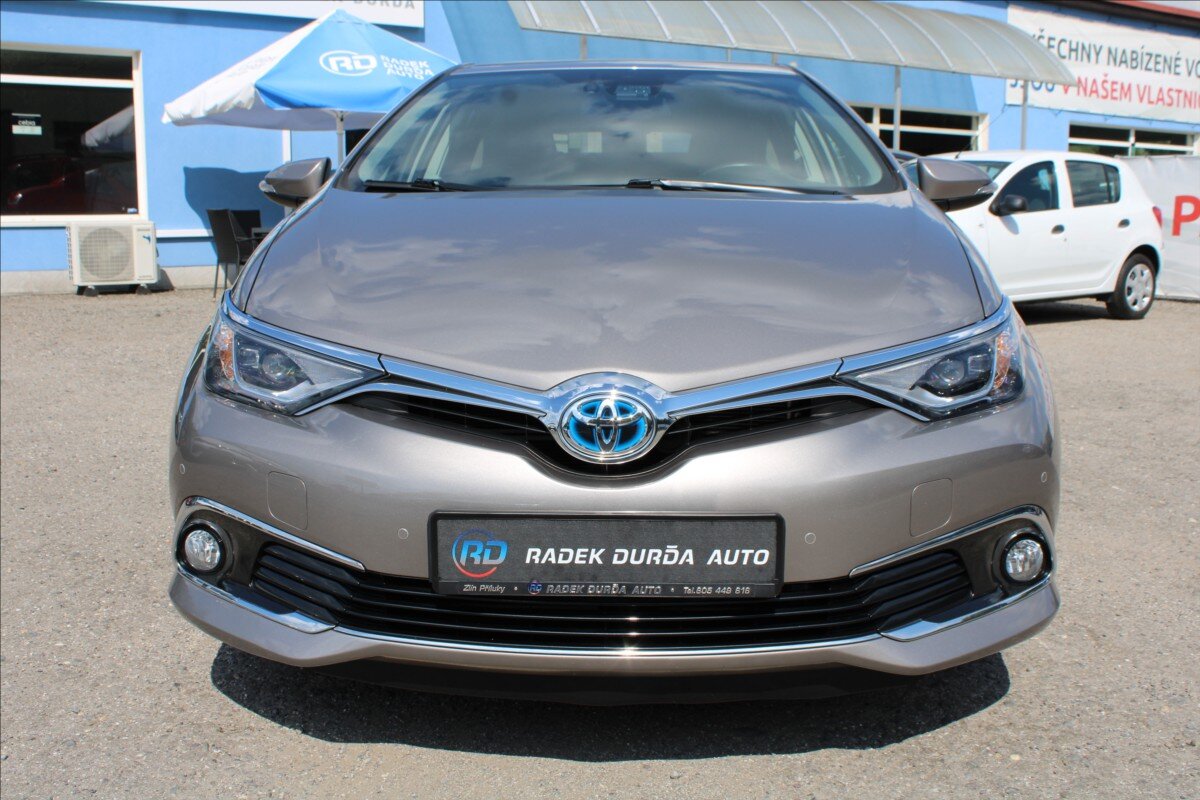 Toyota Auris Hatchback 1,8 l 73 kw