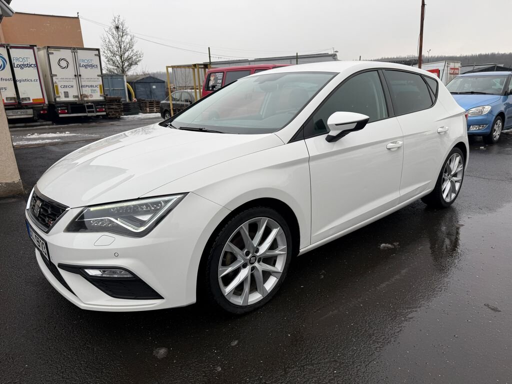 Seat Leon Hatchback 1,5 l 96 kw