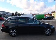 Volkswagen Golf Kombi 1,6 l 77 kw