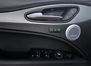 Alfa Romeo Stelvio 9