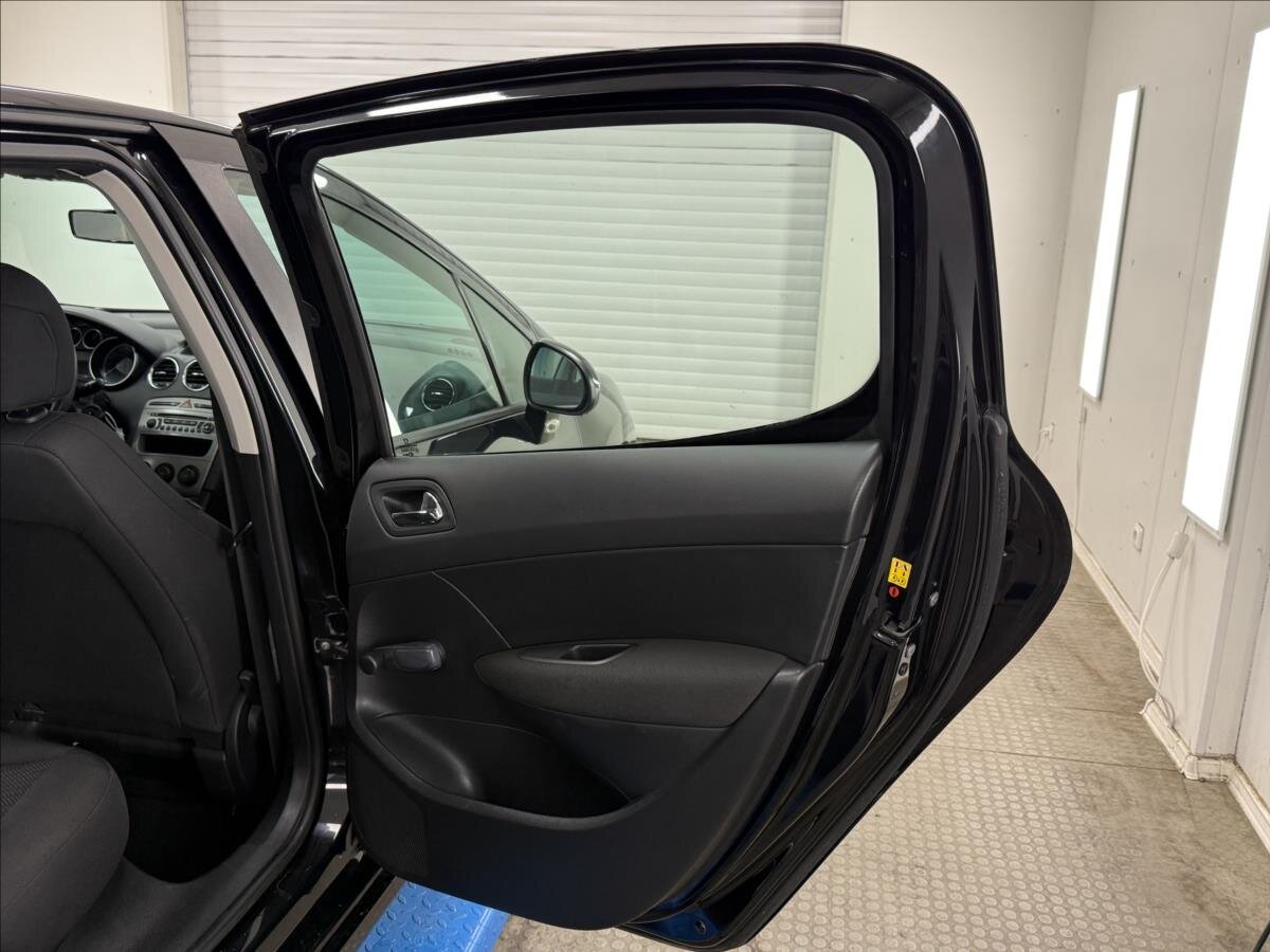 Peugeot 308 Hatchback 1,4 l 70 kw