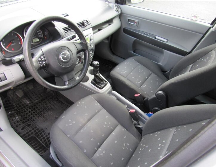 Mazda 2 Hatchback 1,2 l 55 kw